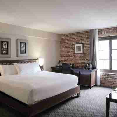 Hotel Nelligan Rooms