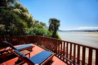 Under Milkwood Resort - Romantic