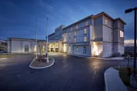 Best Western Plus Orangeville Inn  Suites Hôtels à : Mono