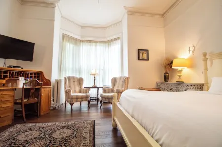 Hochelaga Inn