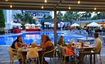 Sun City Apartments & Hotel