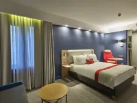 Holiday Inn Express ISTANBUL - ATAKOY METRO by IHG Hotels near Bakirkoy