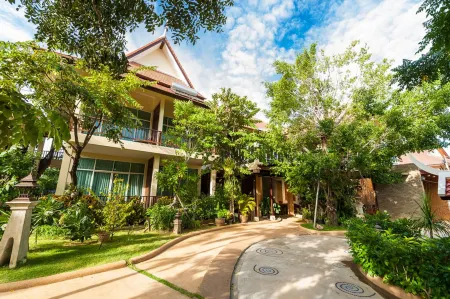 Pattra Vill Resort