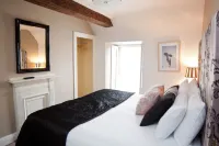 7 Boutique Hotel - 3 звезды