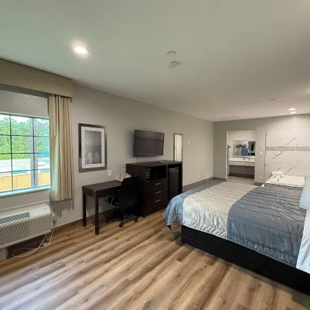 Scottish Inn & Suites - IAH Airport