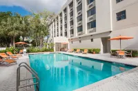 Holiday Inn Express & Suites FT. Lauderdale-Plantation Hotel a Sunrise