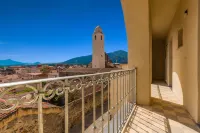 House in the center of Orosei with panoramic views of the town and the sea - 2성급