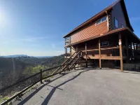 View, Views, Views! Watch Dollywood fireworks from your own balcony!