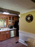 Specious and Cozy Ranch home  with moonlight windows  near Stone Mountain Park