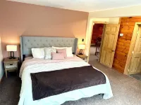 House 20 Minutes from Elk Viewing and 5 Minutes from Local Restaurants!