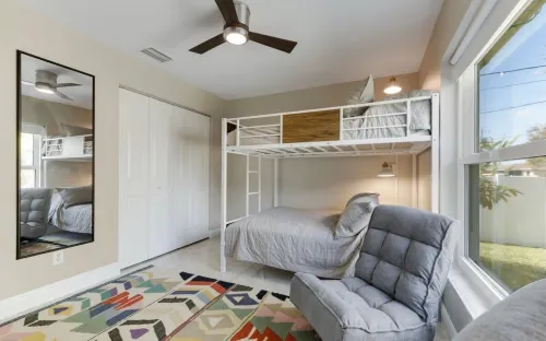 Heated Pool, Spa, Outdoor TV and Relaxation Features - Tranquil Oasis Hotel a Lee County