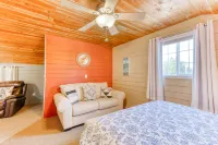 Cozy Living Spaces and Large Yard - Inviting Custom Retreat