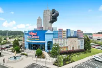 Ocean View and Resort Amenities - Idyllic Coastal Escape