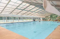 Coosawattee Cabin - pool, gym & tennis - fireplace, fire pit & central AC 艾利嘉住宿飯店