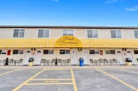 Tranquil Coastal Haven - WiFi, Panoramic Ocean Views Hotels near Palace Playland