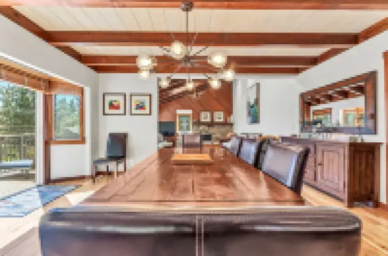 Game Room and Scenic Deck Oasis - Inviting Mountain Retreat