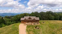 Hot Tub and Breathtaking Mountain Views - Charming Getaway 로아 마운틴 호텔