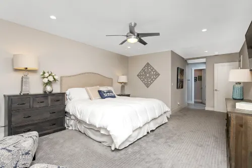 Ocean View Balcony and Designer Interiors - Stunning Coastal Retreat