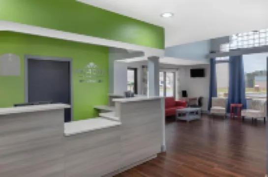 Microtel Inn & Suites by Wyndham Cornelius/Lake Norman