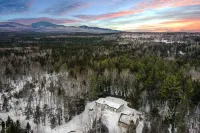 Trails' Beginning (Direct Snowmobile and ATV Access Hotels in Shirley