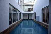 Luxe Loft Hotels in Aradi Socorro