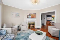 3BR Oceanview Townhouse on Boulevard I Walk to downtown l Sleeps 8