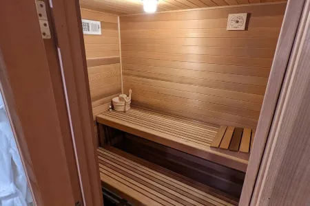 Stylish Lakefront Retreat with Sauna and Dock - Tranquil Escape