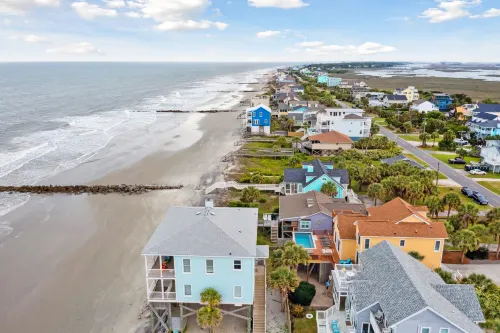 Oceanfront Escape with Plunge Pool and Scenic Deck - Stunning Coastal Retreat
