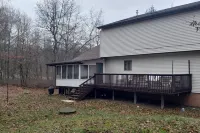 Hot Tub and Pellet Stove for Ultimate Comfort - Gorgeous Inviting Chalet Hotel di Tunkhannock Township