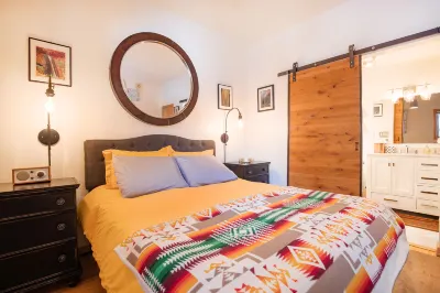 Pool, Hot Tub, and Bike Access - Stylish Tranquil Retreat