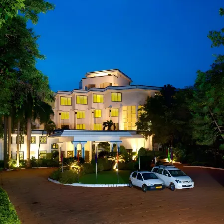 Sangam Hotel, Thanjavur Отели в г. Танджавур