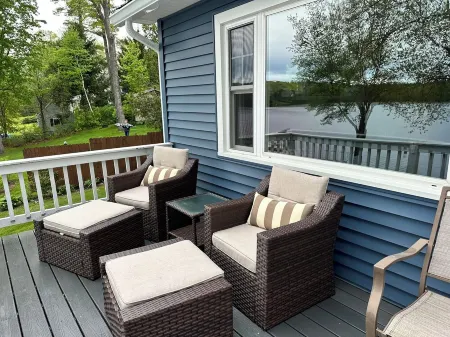 Lovely Home on Androscoggin Lake