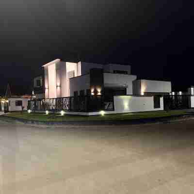 Empire Villa Paramaribo Noord 1 Hotel Exterior