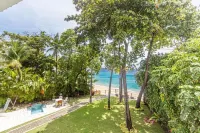 Beachfront Oasis in Sosúa with Ocean Views, Guest Friendly,