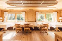 Alpenpalace Luxury Hideaway & Spa Retreat - breakfast