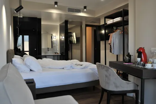 B4B 雅典 365 酒店