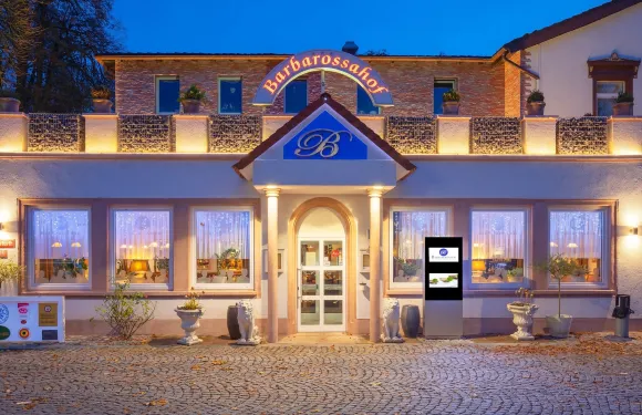 巴爾巴羅薩霍夫餐廳酒店