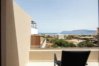Sapphire Horizon Suites - غرفة مطلة على الجبل