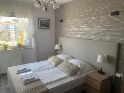 IRS Royal Apartments Apartamenty IRS Aviator Hotel in zona Wyspa na Stawie Młyńskim w Oliwie