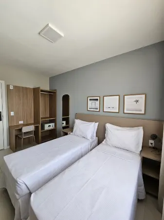 Aero Hotel Salvador Aeroporto Отели рядом с достопримечательностью «Parque Ecológico de Lauro de Freitas»