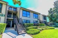 The Landing at Seven Coves - balcony