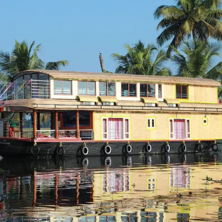 Beach Paradise Day Cruise Houseboat