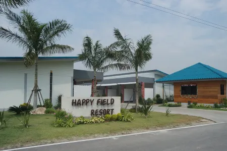 Happy Field Resort Cha-am Отели рядом с достопримечательностью «Suwanmas Mongkol Temple»
