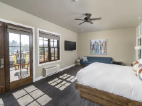 Ski Inn Taphouse Hotel Hotels in Sisters