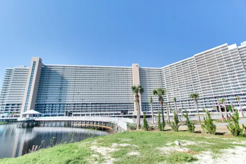 Laketown Wharf by Book That Condo