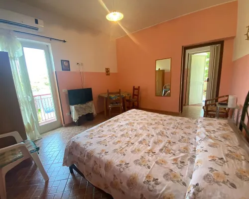 Room-Michelangelo House, Mono Hotels in Gioiosa Marea