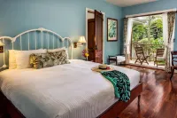 Hawaii Island Retreat