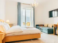 Hotel Orione - Lake Front Hotel ブレンゾーネ・スル・ガルダのホテル