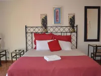 Esme's Guest House فنادق في 