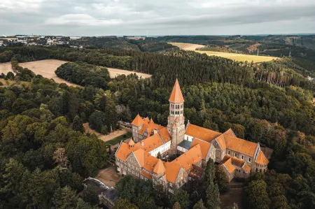 Le Clervaux Boutique Hotel & Spa Отели в г. Вейсвампах